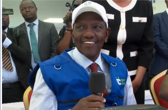 A file photo of President William Ruto responding to an emergency call during the SHA 922 Emergency Service Launch.